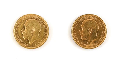 Lot 174 - 2x George V, Sovereigns 1912 and 1913, obv....