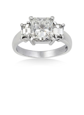 Lot 2318 - A Platinum Diamond Three Stone Ring the...