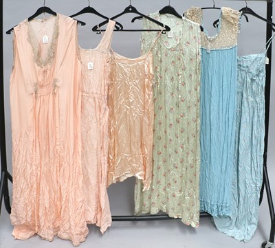 Lot 2013 - Assorted Early 20th Century Nightdresses and...
