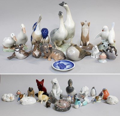 Lot 429 - A Collection of 20th Century Porcelain Animal...