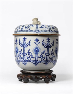 Lot 138 - A Chinese Porcelain Deep Bowl and Cover, Kangxi, the domed cover with bisque mythical beast finial