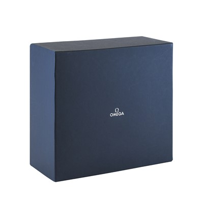 Lot 2141 - Omega: A Limited Edition 'James Bond 007...