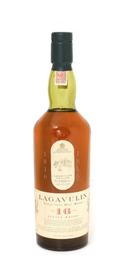 Lot 2227 - Lagavulin 16 Year Old Single Islay Malt Whisky,...