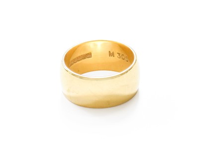 Lot 104 - An 18 Carat Gold Band Ring, finger size L1/2