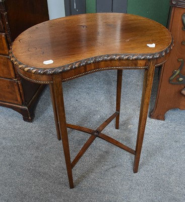 Lot 1362 - A 20th Century Georgian Style Pie Crust Top...