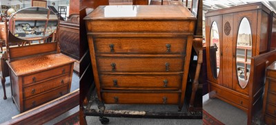 Lot 1298 - A 1920' Oak Three Piece Bedroom Suite:...