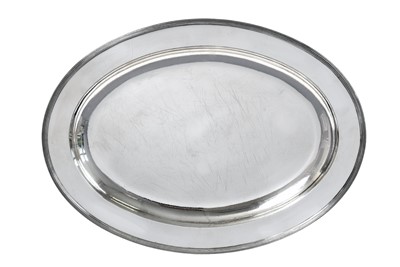 Lot 2200 - A George III Provincial Silver Meat-Dish