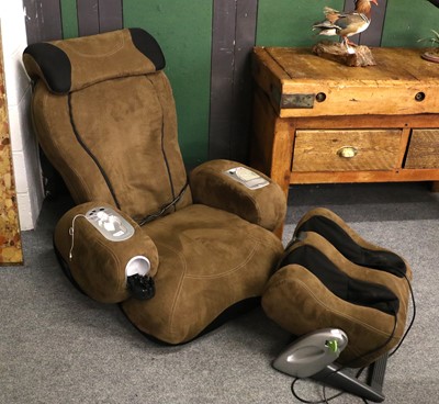 Lot 1195 - I Joy: A Sharper Image Electric Massage Chair,...
