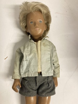 Lot 2085 - Late 1960/Early 1970s Sasha Doll with a blonde...
