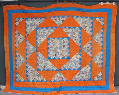 Lot 2194 - 20th Century American Quilt comprising...