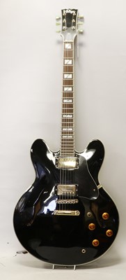 Lot 3108 - Vintage VSA 500 Archtop Guitar
