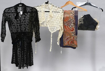 Lot 2008 - Early 20th Century Costume and Accessories,...