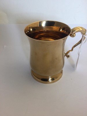 Lot 2076 - An Elizabeth II Gold Mug