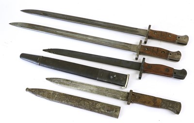 Lot 199 - An Indian No.1 Mk.II SMLE Bayonet, with blued...