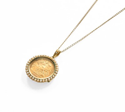 Lot 80 - A Half Sovereign Pendant on Chain, dated 1914,...