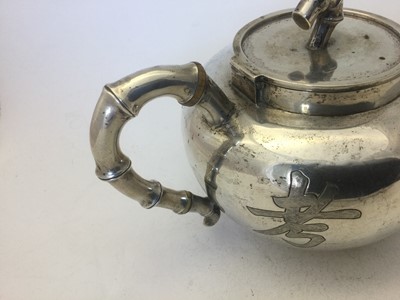 Lot 2080 - A Chinese Export Silver Teapot