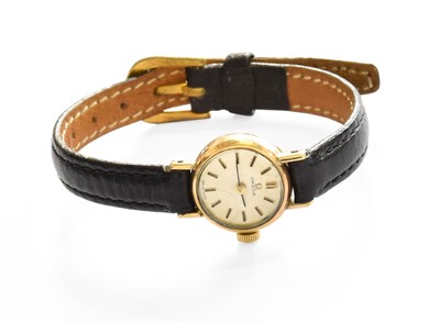 Lot 13 - A Lady's 9 Carat Gold Omega Wristwatch