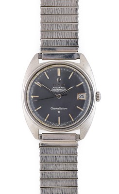 Lot 2217 - Omega: A Stainless Steel Automatic Calendar...