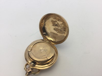 Lot 2065 - A George V Gold Sovereign-Case