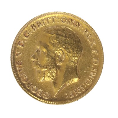 Lot 224 - George V, Half Sovereign 1913, obv. bare head...