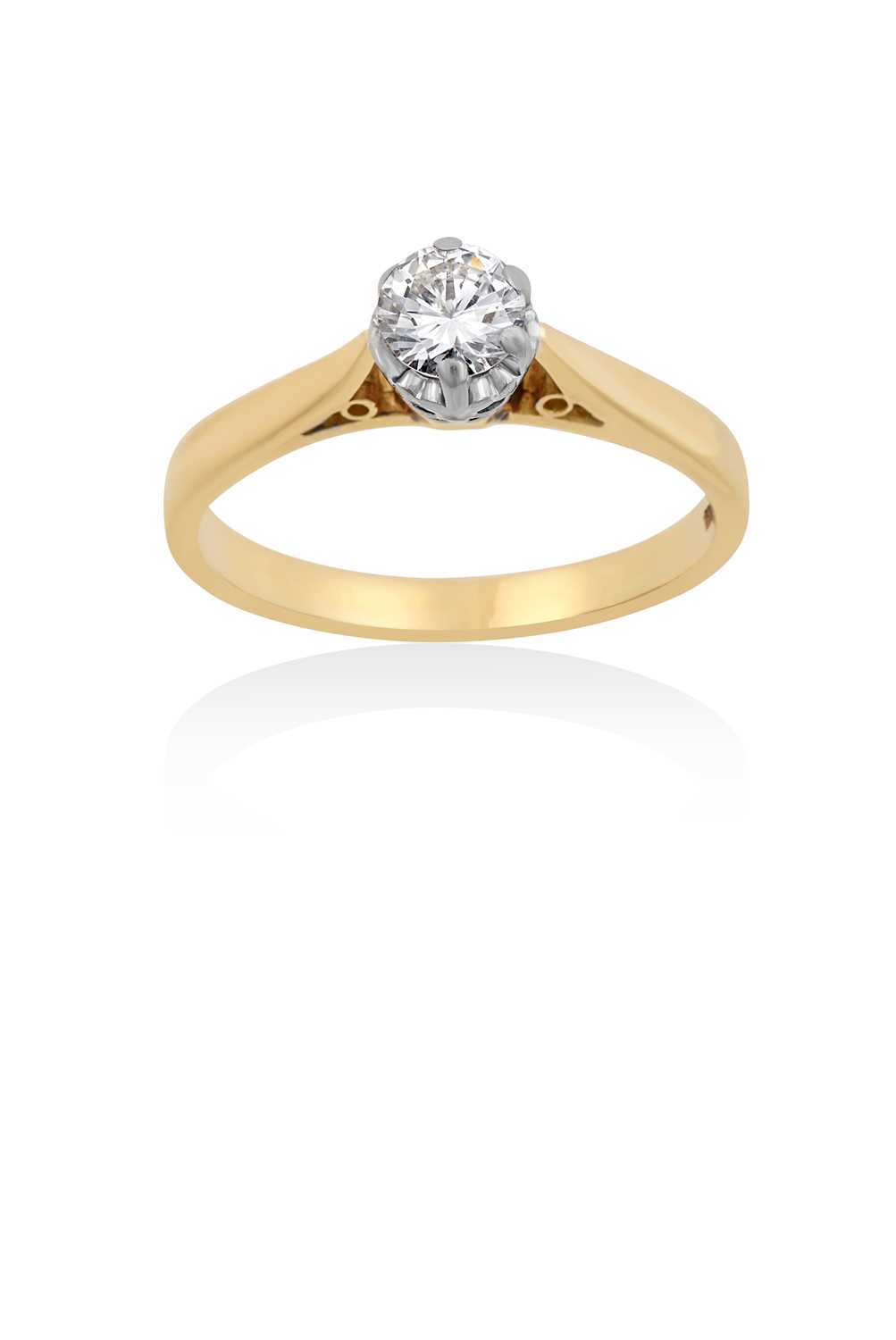 Lot 2088 - An 18 Carat Gold Diamond Solitaire Ring the...