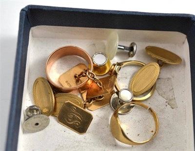 Lot 152 - Victorian diamond ring stamped 9ct, a 9ct gold wedding band and two pairs of 9ct gold cufflinks etc