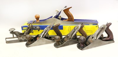 Lot 112 - Woodworking Planes