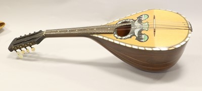 Lot 3059 - Mandolin Bowl Back Construction