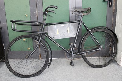 Lot 1475 - A 1920's grocers bike