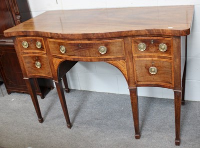 Lot 1152 - A George III Mahogany Serpentine Fronted...