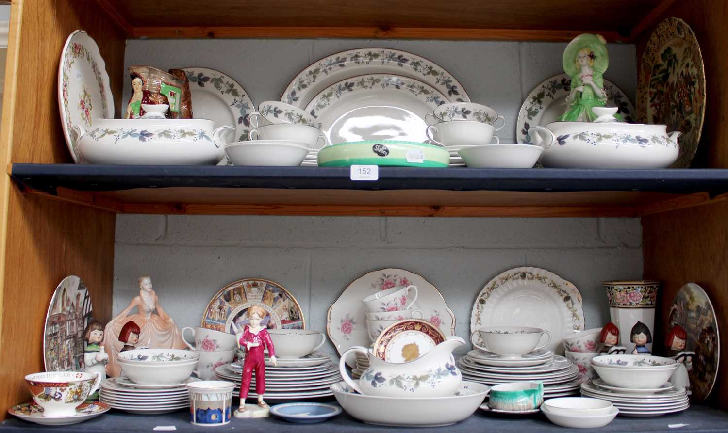 Lot 152 A Royal Doulton "Burgundy" Pattern Part