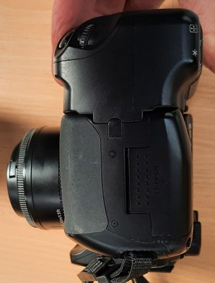 Lot 117 - Canon EOS 400D Camera
