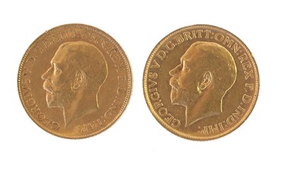 Lot 212 - 2x George V, Sovereigns 1912, obv. bare head...