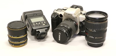 Lot 122 - Canon EOS50E Camera