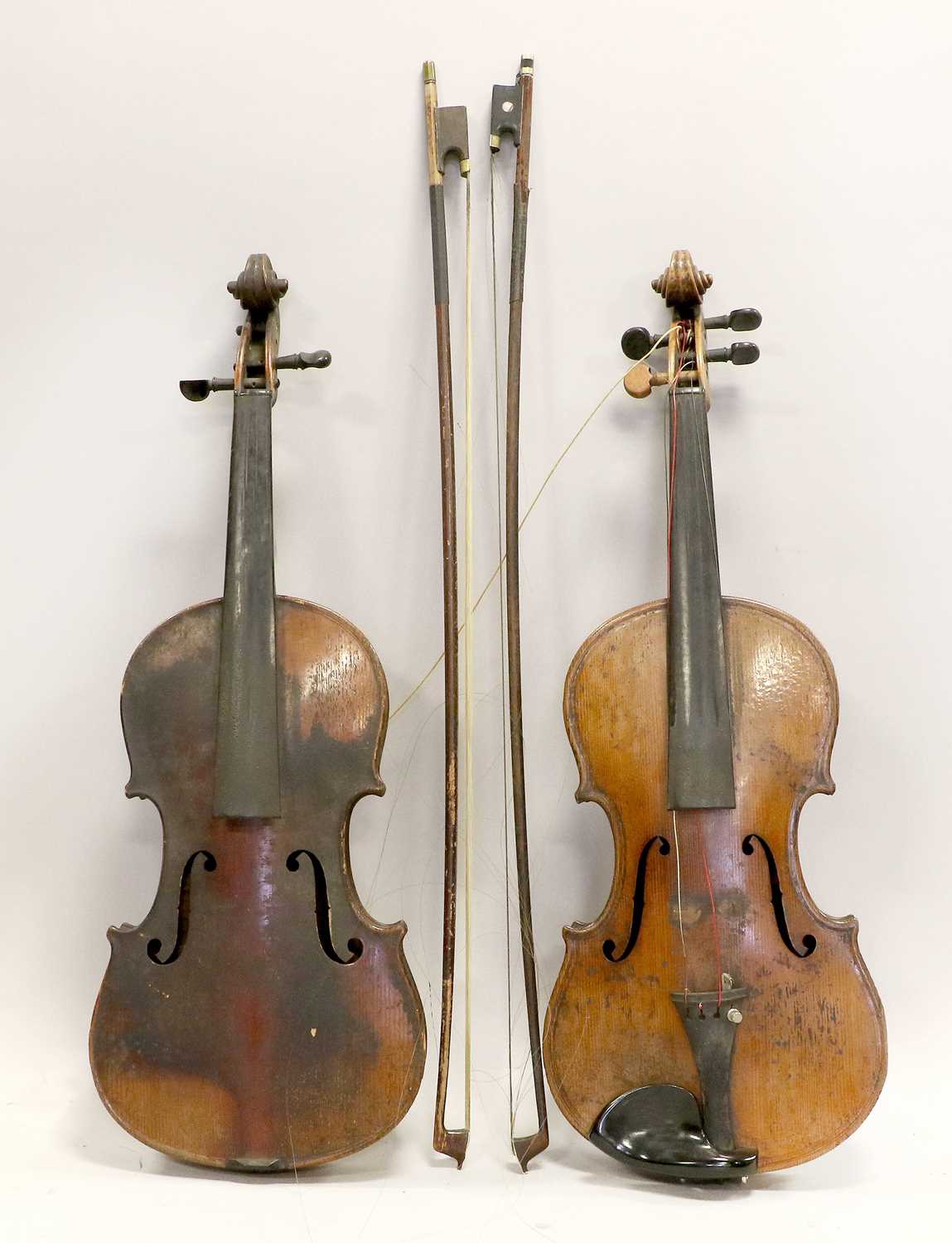 Lot 25 - Violin