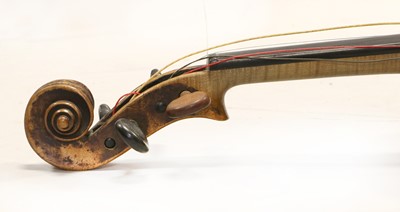 Lot 25 - Violin