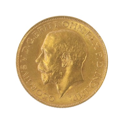 Lot 214 - George V, Sovereign 1913, obv. bare head left,...