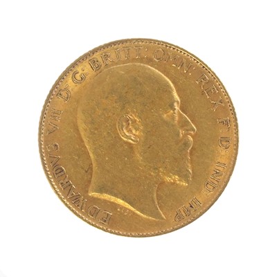 Lot 204 - Edward VII, Half Sovereign 1907; obv. bare...