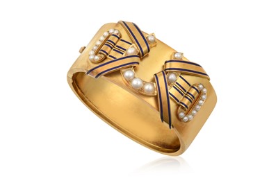 Lot 2294 - A Victorian Enamel and Split Pearl Hinged...