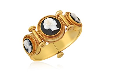 Lot 2292 - A Cameo Hinged Bangle the central section...