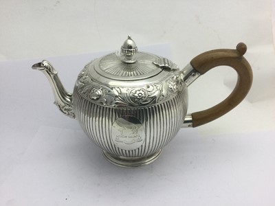 Lot 2034 - A George IV Silver Teapot