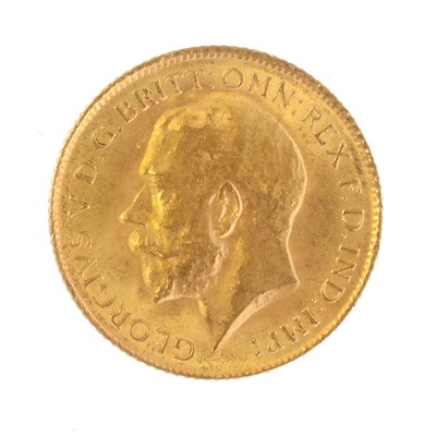 Lot 226 - George V, Half Sovereign 1915, obv. bare head...