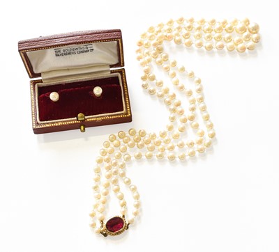 Lot 50 - A Double Row Graduated Cultured Pearl Necklace,...