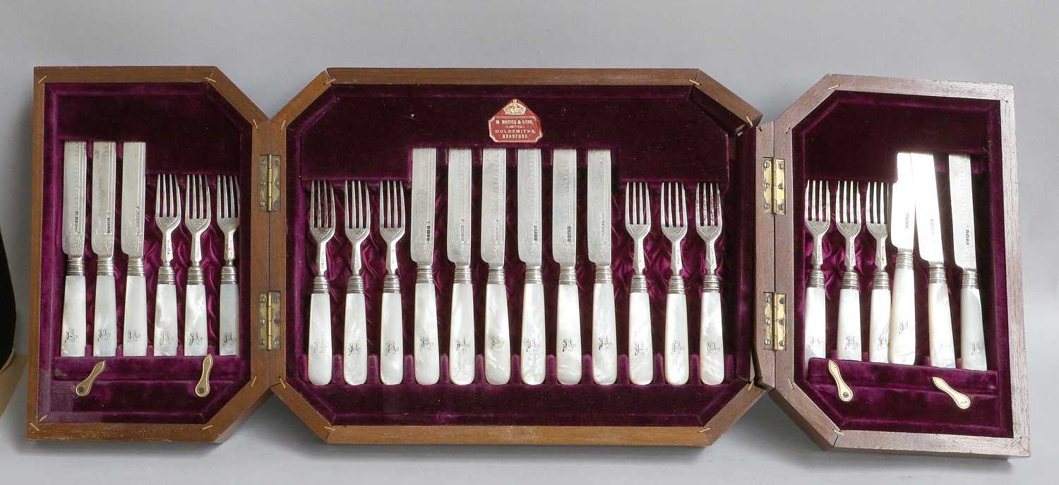 Lot 34 - A Cased Set of Twelve Victorian Silver and...