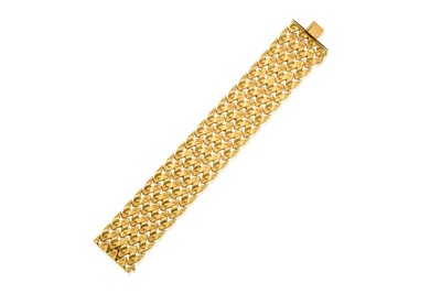 Lot 2196 - A Fancy Link Bracelet comprising of yellow...