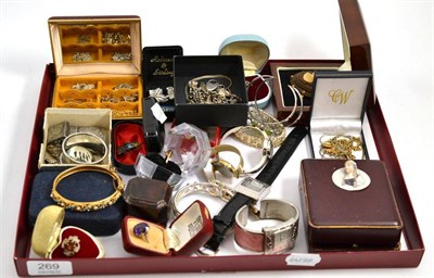 Lot 269 - A quantity of costume jewellery including an enamelled butterfly brooch, by David Anderson