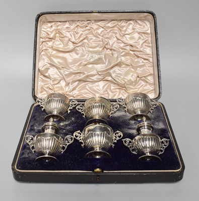 Lot 35 - A Cased Edward VII Silver Condiment-Set, by...