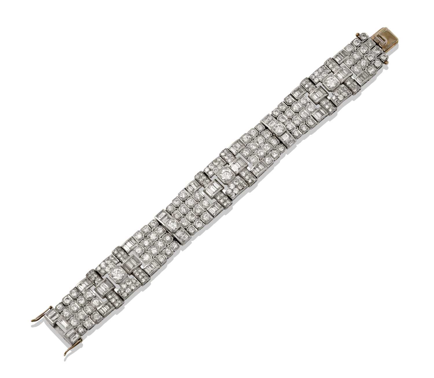 Lot 2322 - Property of a Lady An Art Deco Diamond