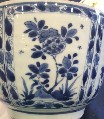 Lot 192 - A Chinese Porcelain Bowl, 18th century,...