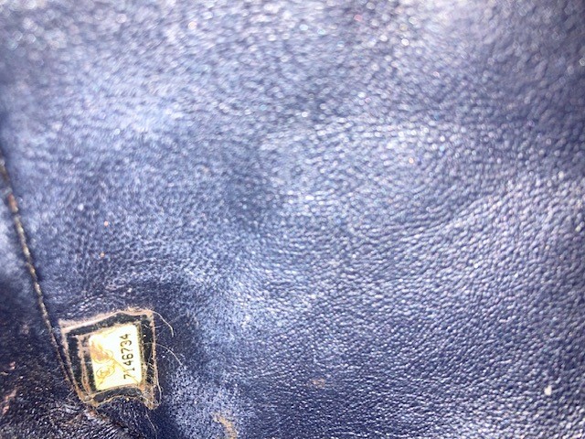 Lot 691 - A Chanel matelassé lambskin leather shoulder